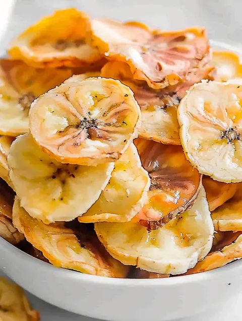 A bowl of banana chips.